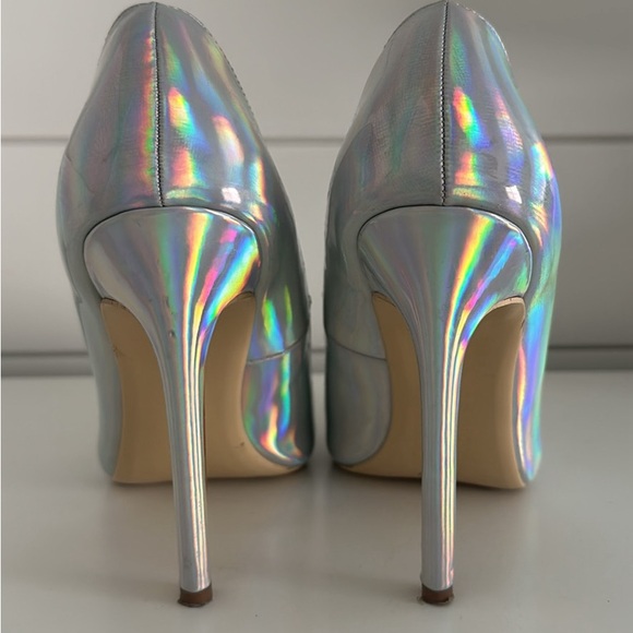 Cape Robbin Chrome Heels - Picture 2 of 3